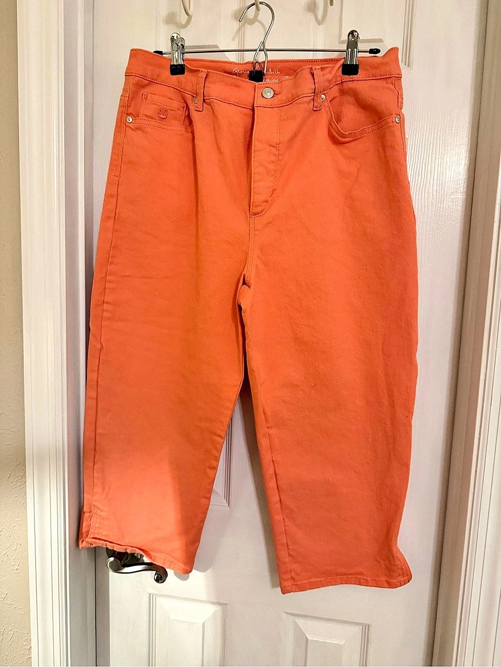 Gloria Vanderbilt Amanda All-Around Slimming Effect Pants Orange Capri Pants 14